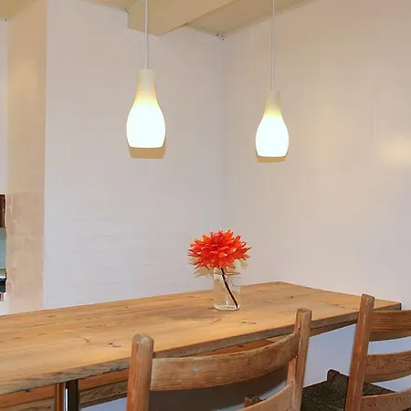 Appartement 444 *